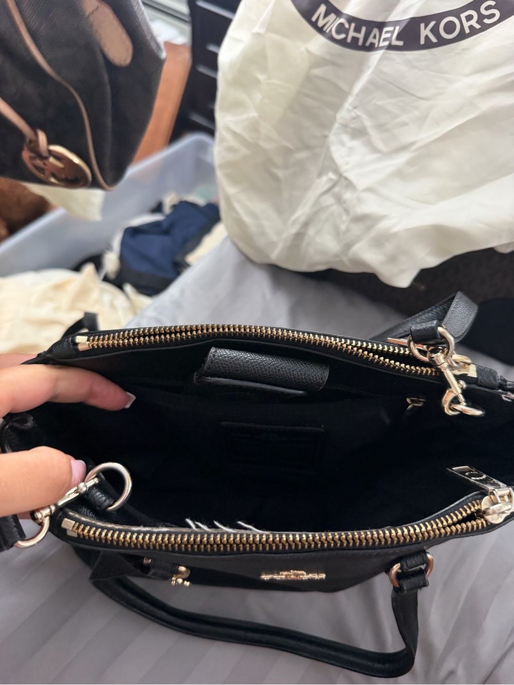 Coach Black Leather Shoulder Bag with Gold Hardware - Picture 2 of 3